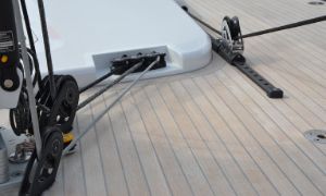 Choosing the right Deck Organiser For Your Sailboat